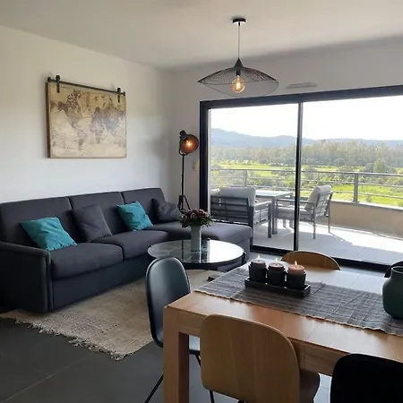 Appartamento T3 Con Terrazza Vicino Al E Al Centro Porto Vecchio