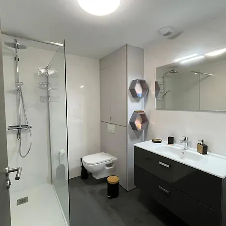 Apartmán Two-bedroom Flat With Terrace Near The Harbour And Town Centre Porto-Vecchio (Corsica)